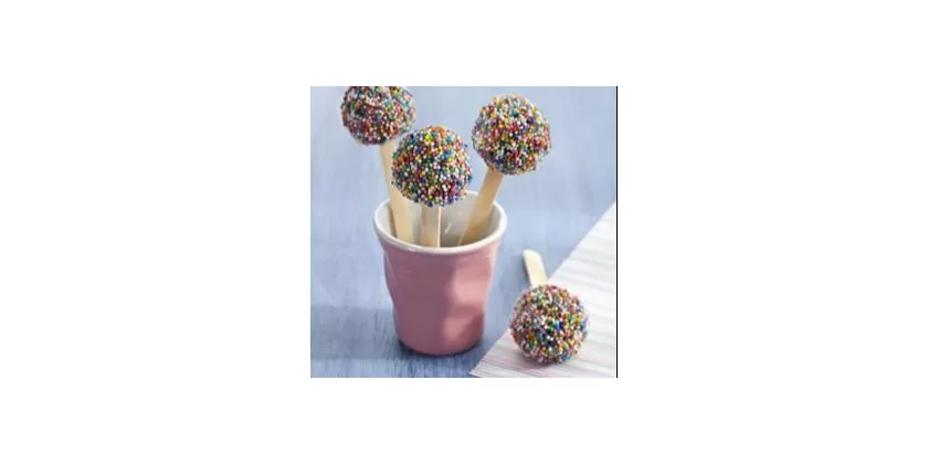 BRIGADEIRO MOÇA CRIANÇA